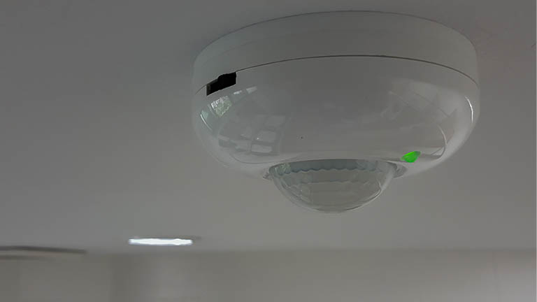 Sensor-Motion-Smoke-Detector
