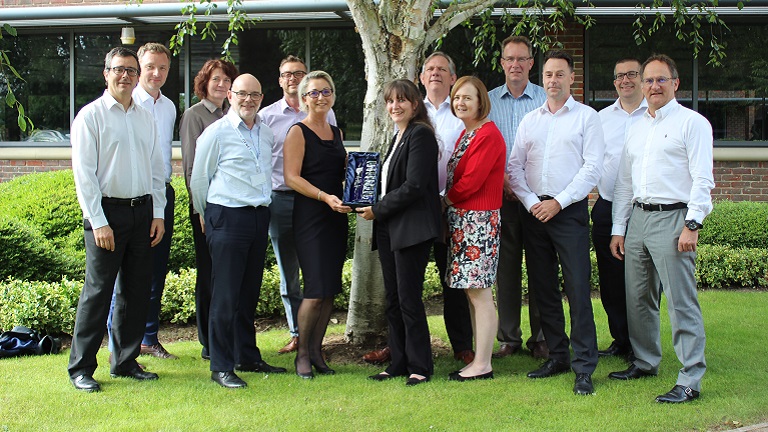 Avnet-Vishay-Special-Distribtion-Award-EN-Image Avnet-Vishay-Special-Distribtion-Award-EN-Image